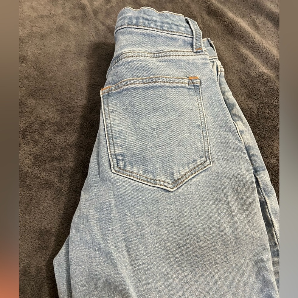 Light Wash High Rise Straight Jeans SIZE 25 SHORT - Picture 3 of 6